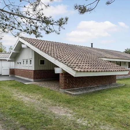 0414-romo-praestekraven-1 * Molby